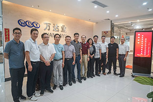 “生态环境技术装备研发中心”授牌仪式在探花在线观看总部隆重举行